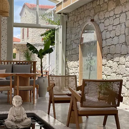 Monk Hotel Alaçatı