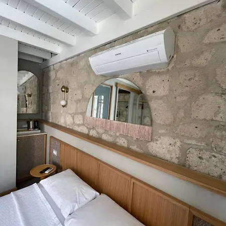 Hotel Monk *